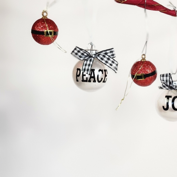 SANTA BELTS PEACE JOY AND HOLLY CHRISTMAS ORNAMENTS - Picture 4 of 9